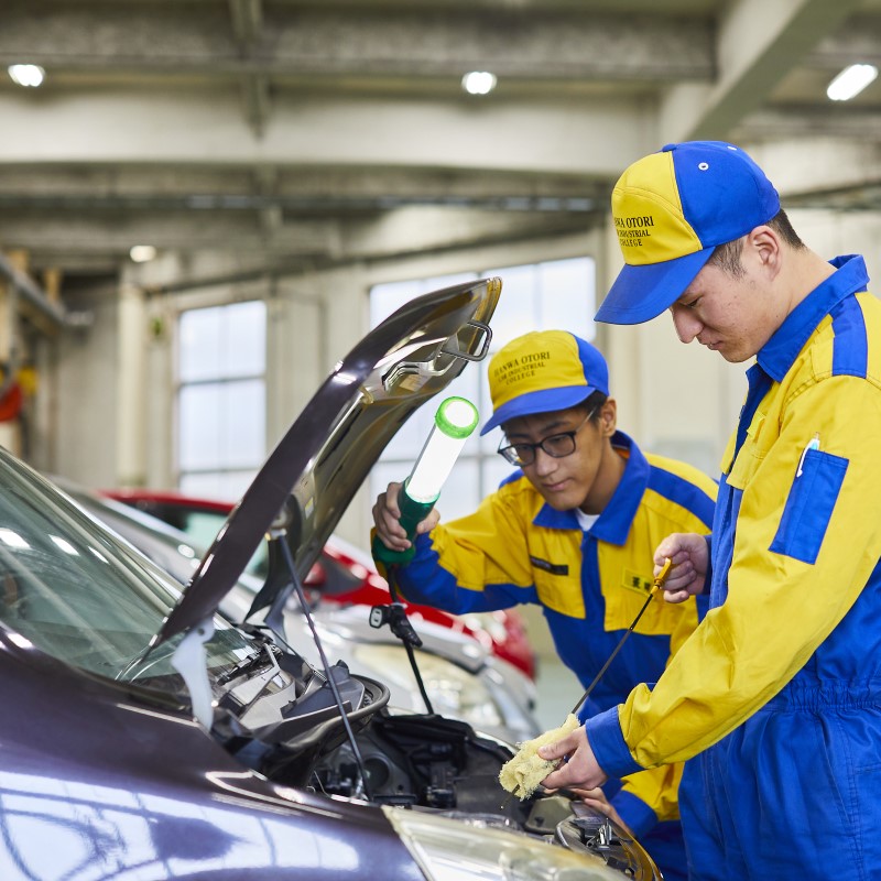 阪和鳳自動車工業専門学校1