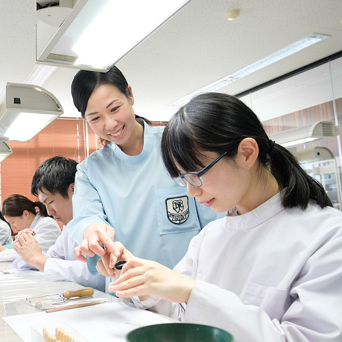 日本歯科学院専門学校1