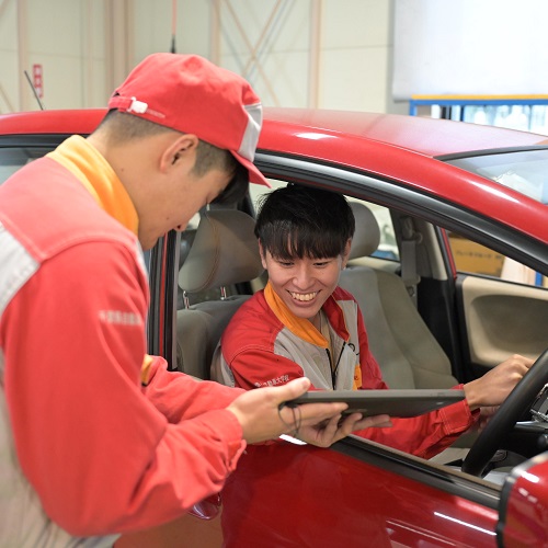 専門学校 千葉県自動車大学校4