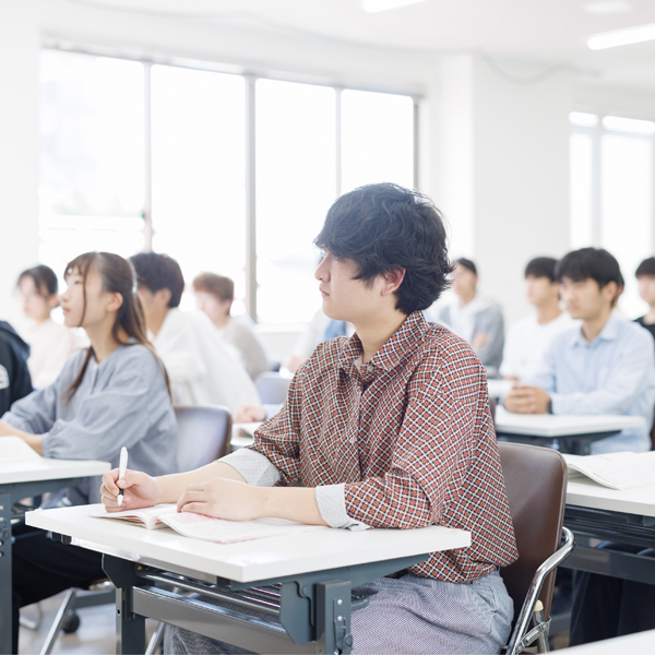 宇都宮日建工科専門学校