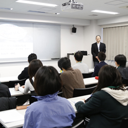 東京医療福祉専門学校