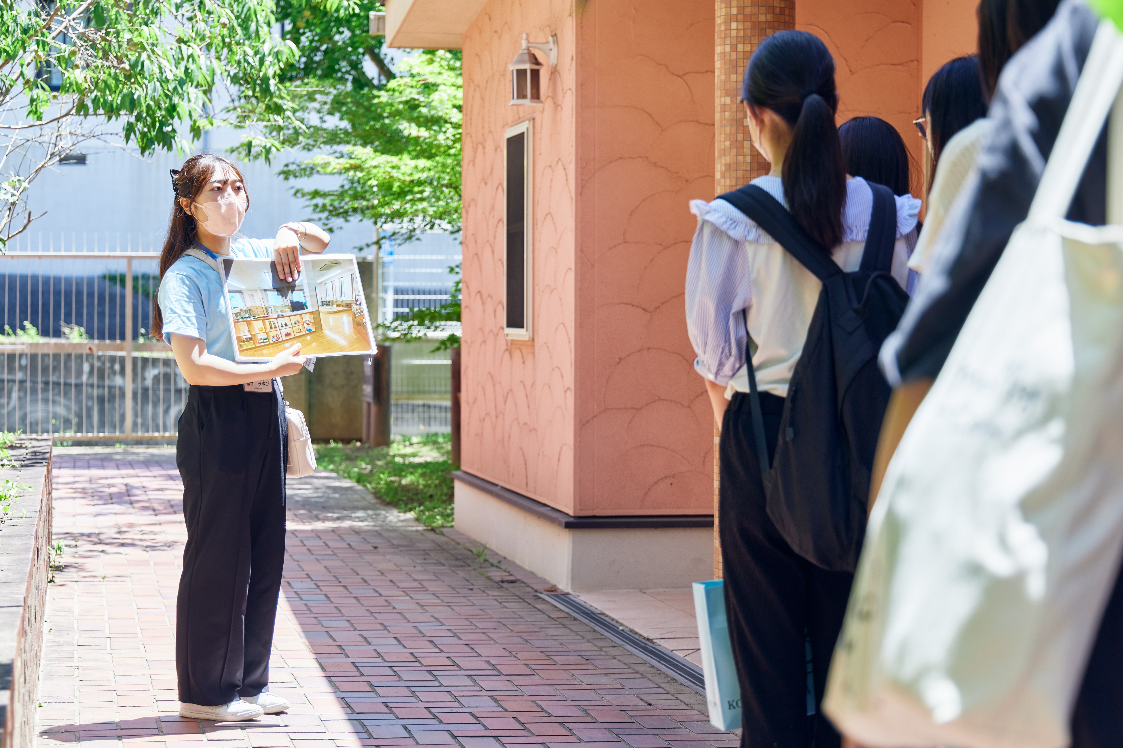 神戸親和大学