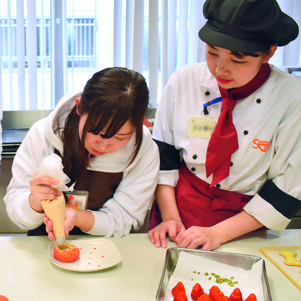 横浜スイーツ＆カフェ専門学校