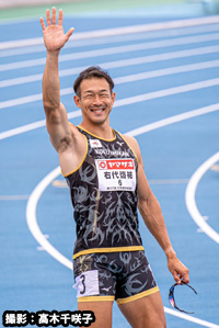 右代　啓祐選手写真