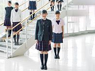 秋草学園高等学校の制服