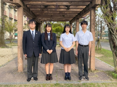 香芝高等学校の制服