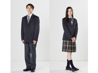 開志学園高等学校の制服