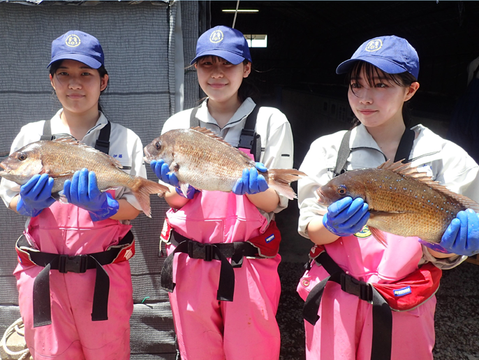 香川県　多度津高校　海洋生産科食品科学コースのみなさん5