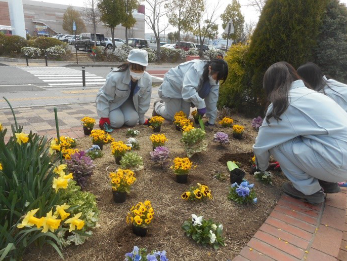 長野県　佐久平総合技術高校　農業科（生物サービス科植物活用コース）のみなさん6