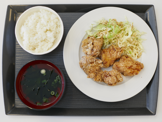 太成学院大学の学食