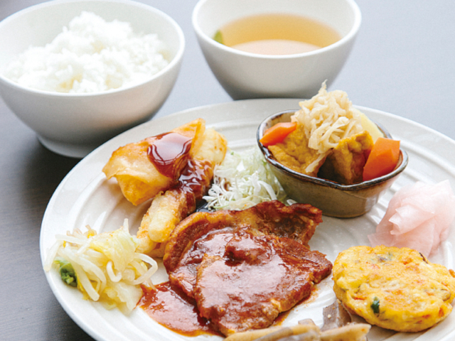 比治山大学短期大学部の学食