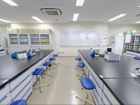 長浜バイオ大学のオープンキャンパス