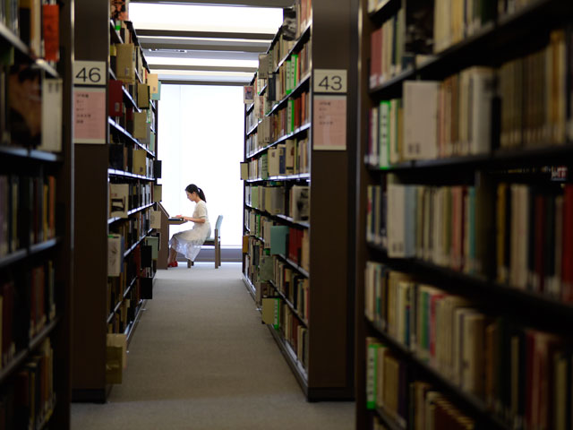 跡見学園女子大学の図書館