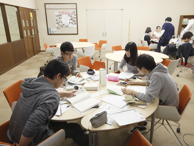 明治学院大学の図書館