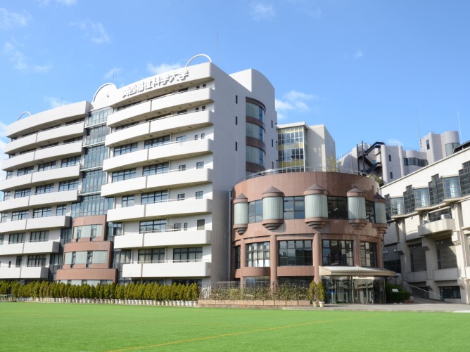 関西福祉科学大学の図書館