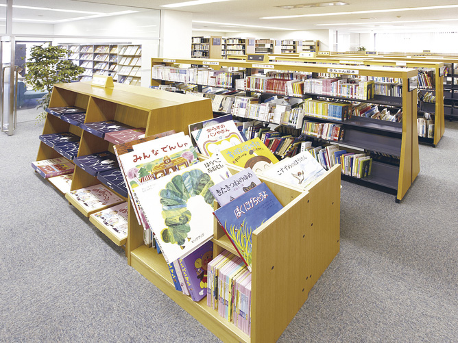 東海学院大学の図書館