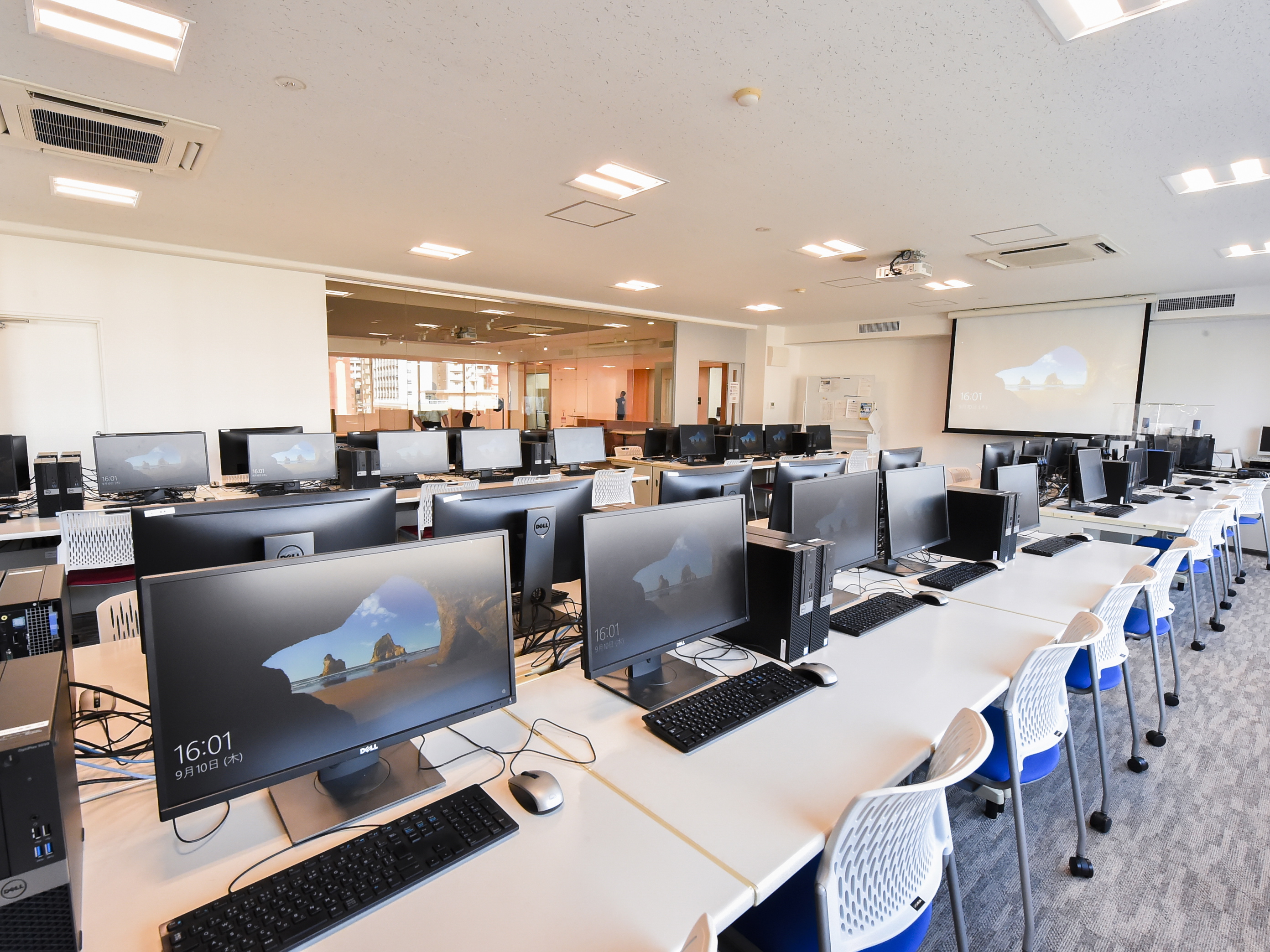 ＫＣＳ福岡情報専門学校のcampusgallery