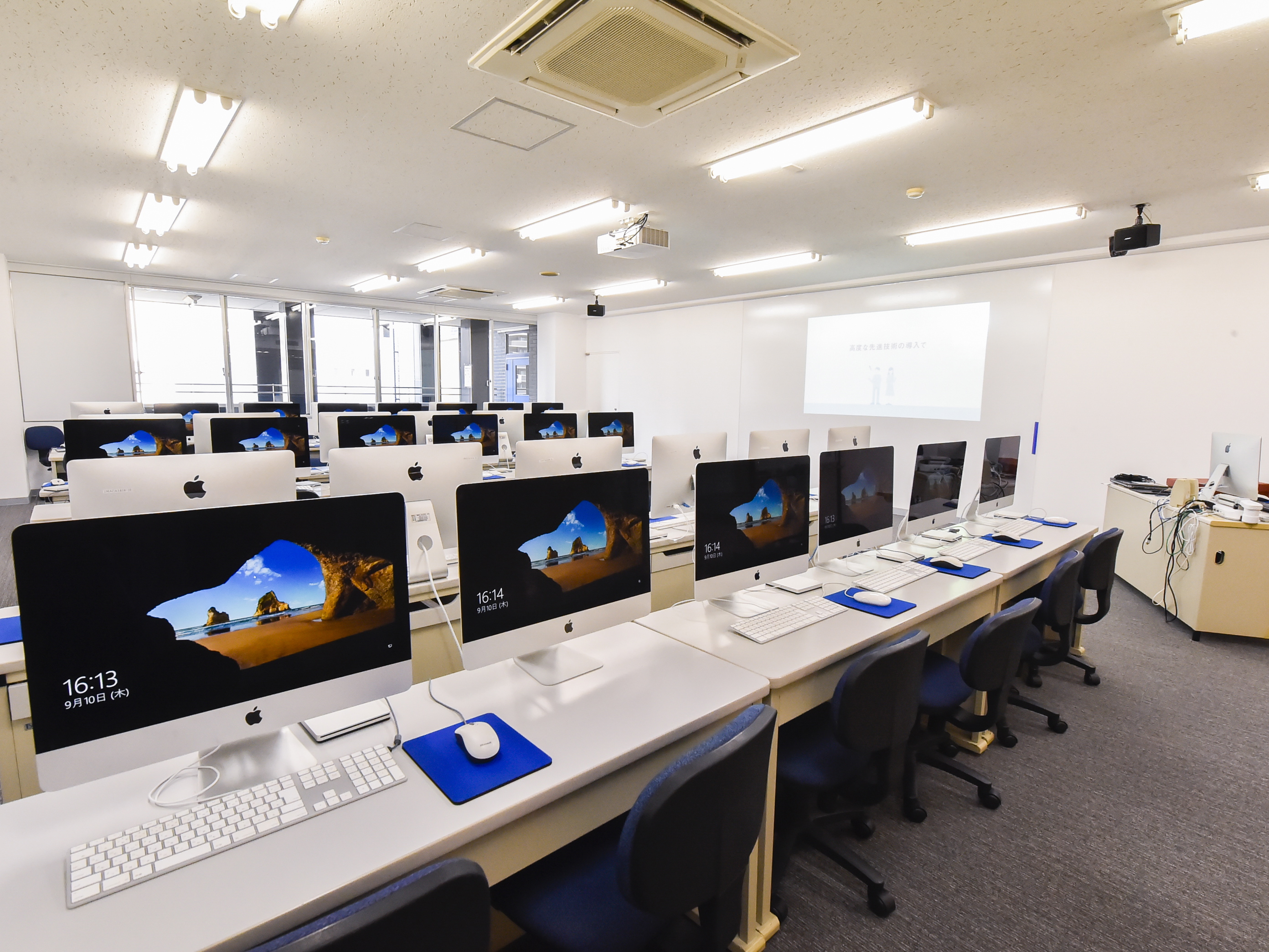 ＫＣＳ福岡情報専門学校のcampusgallery