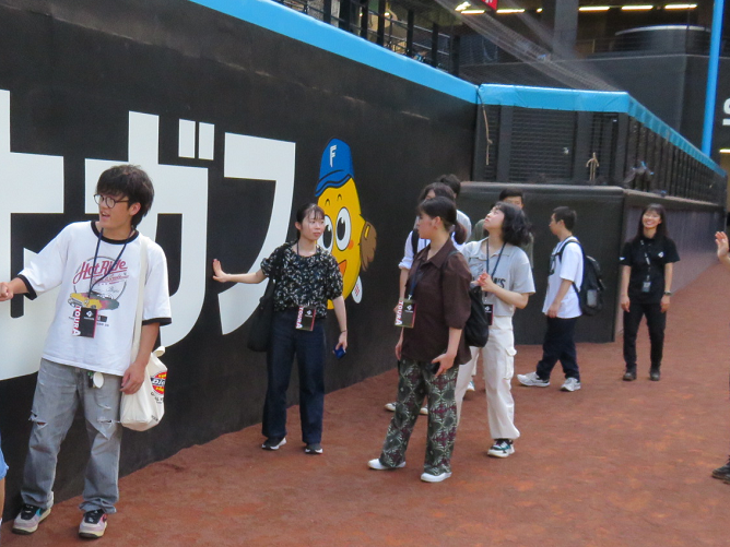 建築見学（エスコンフィールド北海道）